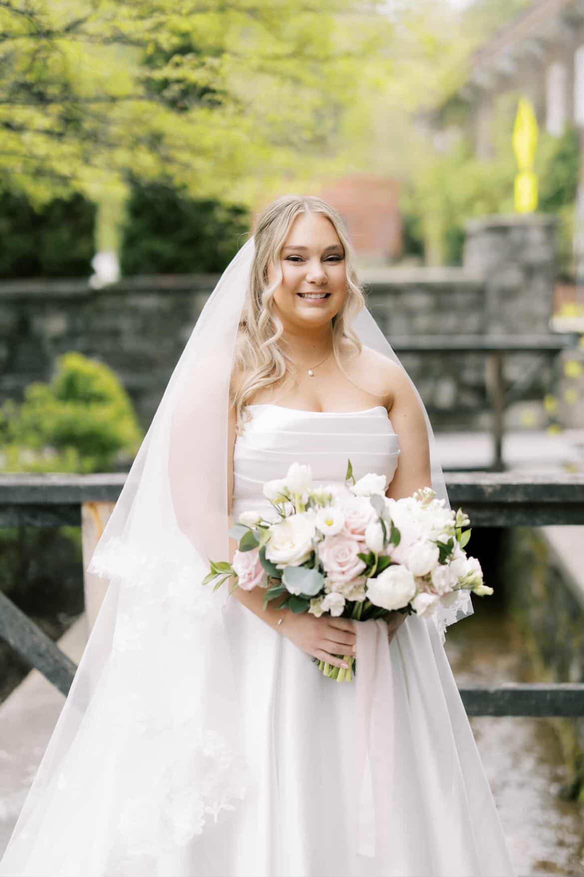 9D46B4DC-9223-4E33-811A-F9E32B08454A